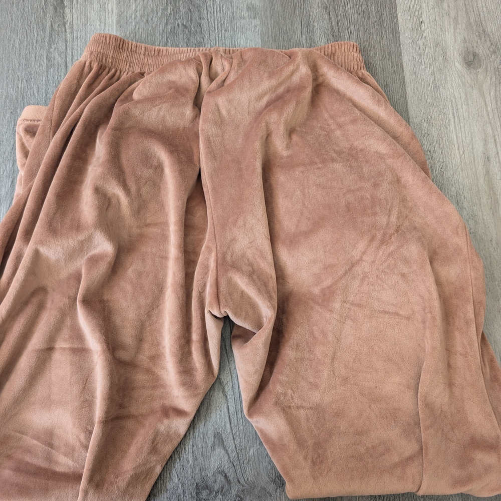 SKIMS Velvet Lounge Pants - Picture 3 of 3